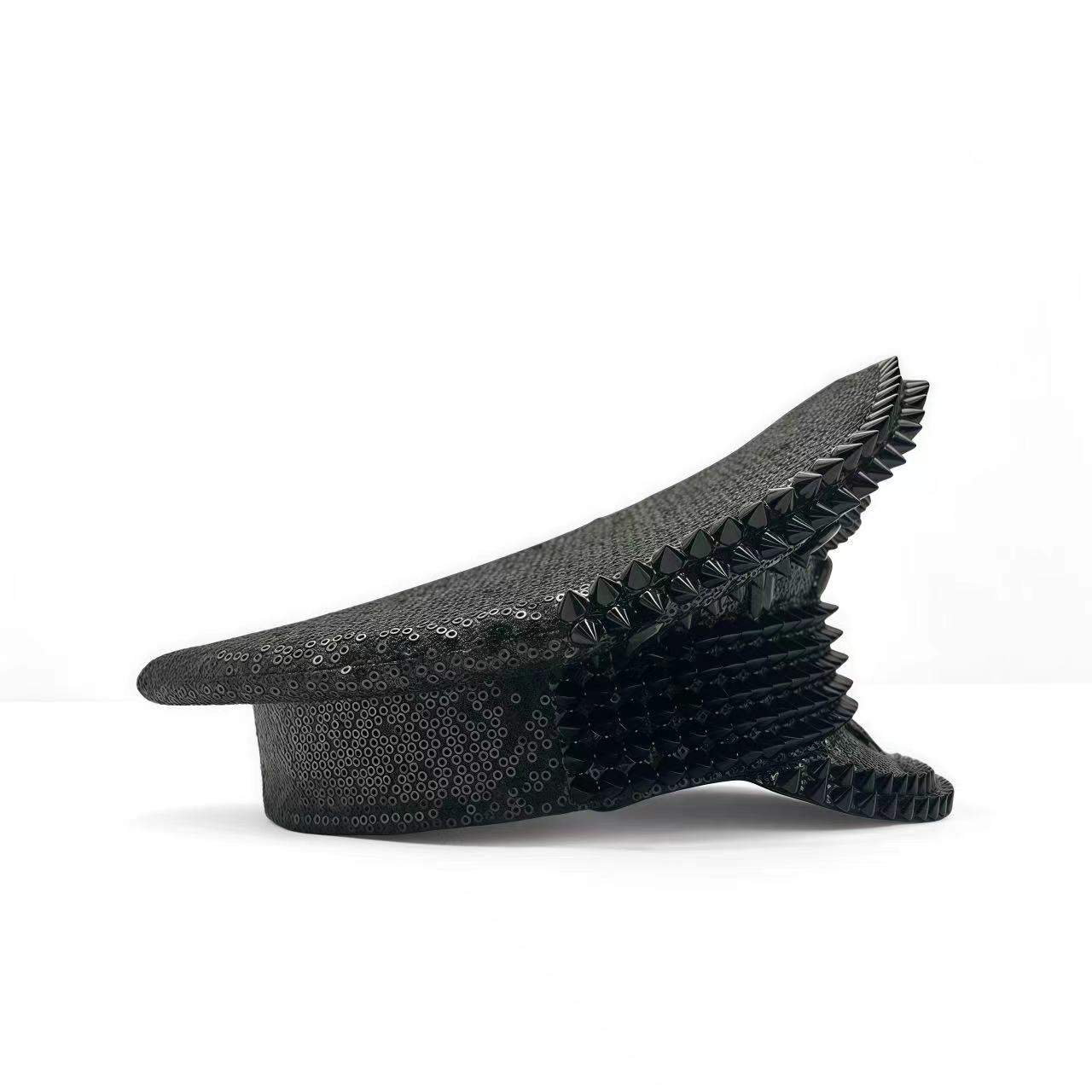 HongLuan Vintage Black Steampu - Campfire Cooking In Another World With My Absurd Skill recensione e prezzo