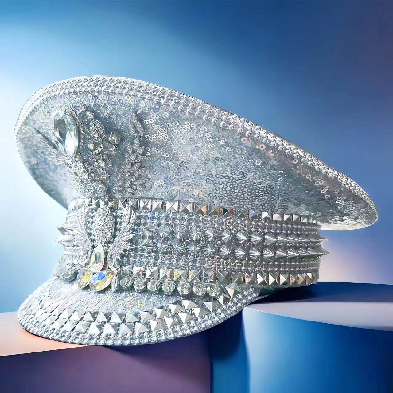 HongLuan Luxury Silvery Steamp - Campfire Cooking In Another World With My Absurd Skill recensione e prezzo